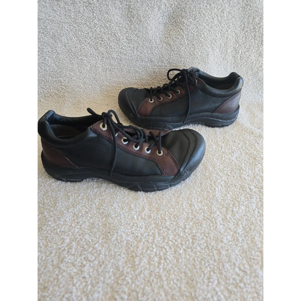 Keen two toned
